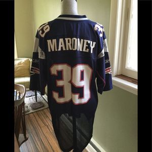 New England Patriots former #39 Maroney jersey